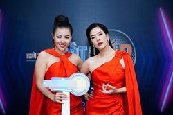 Chị đại Thu Phương - Thanh Hương đốt cháy sân khấu với sắc đỏ cam nồng nàn