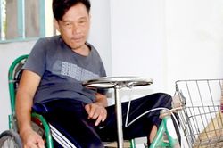 Người tật nguyền gặp cảnh gian khó