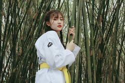 Nữ sinh Bưu chính Viễn thông hút 43k lượt follow sau 1 đêm nhờ bức ảnh chụp lén