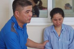 Vợ chồng vừa mất con vì u não, cùng lúc phát hiện mắc ung thư