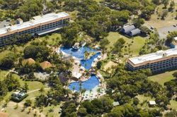 Khu nghỉ dưỡng bậc nhất Australia điêu tàn sau 3 năm bỏ hoang