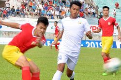 Hồng Lĩnh Hà Tĩnh thua đau, đội của bầu Vượng hưởng lợi tại giải hạng nhất
