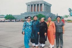 'Mùa xuân lịch sử' trong ký ức những cô gái huyền thoại sông Hương