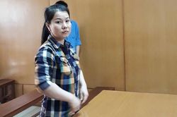 Bị ném tiền vào mặt khi từ chối quan hệ, người đàn bà... cướp để trả thù
