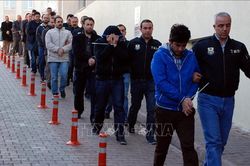 Thổ Nhĩ Kỳ ra lệnh bắt giữ 176 sĩ quan quân đội tình nghi liên quan đến giáo sĩ Gulen
