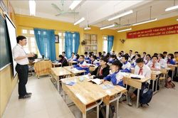 Hà Nội sẽ tổ chức xét tuyển giáo viên hợp đồng lâu năm