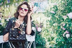 Clip: Quy trình tạo nên chiếc kính 11 triệu đồng của Dior