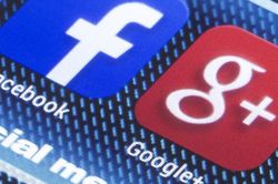 Google, Facebook, Apple sắp 'lên đài' vì độc quyền