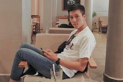 Thầy giáo điển trai khiến fan nữ 'ùn ùn' theo đuôi hóa ra còn tài năng thế này