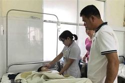 Vụ ngộ độc tập thể sau tiệc cưới tại Lâm Đồng: Đình chỉ hoạt động cơ sở nấu ăn trong 3 tháng