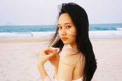 Nhan sắc trong trẻo ở tuổi 21 của nữ chính 'Mắt biếc'
