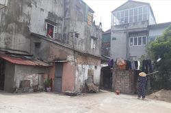 Vì sao chưa thu hồi đất công để xây nhà văn hóa?