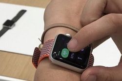 Lo ngại bảo mật, Apple vội khóa ứng dụng trên Apple Watch