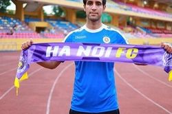 CLB Hà Nội tiếp tục 'chiêu binh mãi mã'
