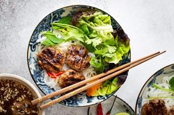 Tự làm bún chả chuẩn vị tại nhà