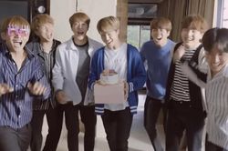 BTS tiết lộ bí mật hài khó đỡ về BTS World, fan nghe xong phải chơi ngay