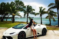 Hội con nhà giàu chẳng ngại 'đổ tiền' cho kỳ nghỉ hè xa hoa