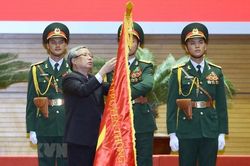 Tặng Huân chương Sao vàng cho lực lượng chuyên gia Việt Nam giúp Campuchia
