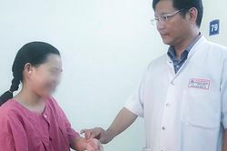 Sản phụ có 2 tử cung, 2 âm đạo bị xoắn hiếm gặp