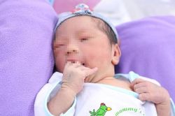 Sinh thành công trường hợp dây rốn thắt nút gây tắc mạch rốn
