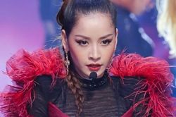 So sánh giọng trong phòng thu và khi hát live của ca sĩ nổi tiếng Vpop