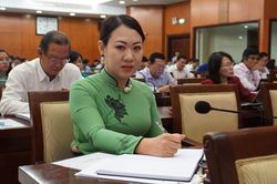 Đại biểu đề xuất chống ngập bằng…lu : 'Tôi đã nói bằng cái tâm'