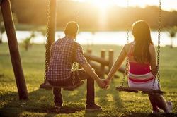 Hạnh phúc của con suýt tan vỡ vì một lần mẹ tin lời thầy bói