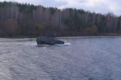 Ukraina đưa xe bọc thép mới đến chiến trường Donbass