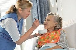 Lưu ý khi chăm sóc bệnh nhân xạ trị ung thư