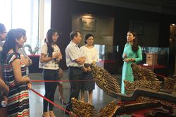Khai mạc triển lãm 'Chiến sĩ cách mạng bị địch bắt tù đày'