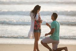 'Hôn nhân với chồng ngoại quốc rạn vỡ dù tôi còn yêu rất nhiều'