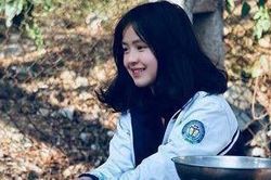 5 thiếu nữ vùng cao 'gây thương nhớ' nhờ khoảnh khắc bán hàng xinh đẹp
