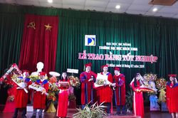 Trường ĐH Bách khoa, ĐH Đà Nẵng trao bằng tốt nghiệp cho hơn 1.500 kỹ sư, cử nhân