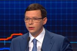 Nghị sĩ Ukraine chỉ trích lệnh cấm vận của Kiev đối với Crimea, Donbass