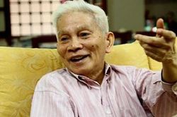 Giáo sư Hoàng Tụy - 'cây đại thụ' của ngành Toán học Việt Nam qua đời