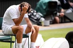Roger Federer: 'Tôi sẽ cố gắng để quên thất bại này. 37 tuổi chưa phải là dấu chấm hết'
