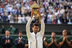 Wimbledon: Lỡ 2 championship-point, Federer thua cả 3 tie-break, nhìn Djokovic vô địch Grand Slam 16