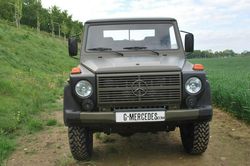 Khám phá Mercedes-Benz G-Class phiên bản xe bán tải quân sự
