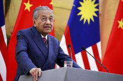 Malaysia tịch thu hơn 240 triệu USD từ một công ty dầu khí Trung Quốc