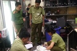Thông tin mới nhất kết quả đột kích bất ngờ các cơ sở kinh doanh 'bóng cười' tại khu phố cổ