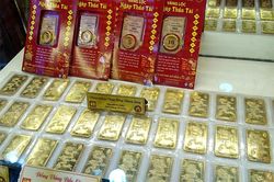 Giá vàng chưa chịu ảnh hưởng nhiều từ kinh tế, xu hướng vàng thế giới mất mốc 1.400 USD