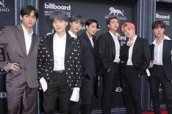 ARMY Hàn đang không hài lòng trước thông báo 'tuyển fan' của BTS