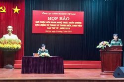 'Bài ca nâng bước quân hành' diễn ra tại Hà Nội, Đà Nẵng, TPHCM