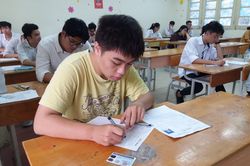 Điểm thi Lịch sử, Ngoại ngữ thấp: Hệ quả học ứng thí, lệch chất lượng
