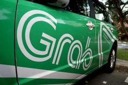 Grab nói gì về giá cước khác nhau khi đặt xe cùng thời điểm, quãng đường?