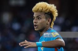 Sau 'Messi Nhật', 'Ronaldo Nhật', Barca và Real tiếp trục tranh nhau … 'Neymar Ấn Độ'