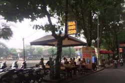 Không gian công cộng Hà Nội: hàng quán tấp nập bủa vây hồ