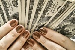 Áp lực đè nặng trong lòng chị em là gì?