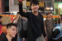 Clip hiện tượng Jack hát live trên phố đi bộ Bùi Viện gây sốt trở lại