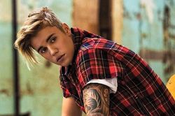 Justin Bieber và loạt sao thế giới bị chỉ trích vì thói côn đồ